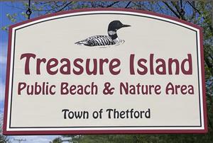 Treasure Island Sign